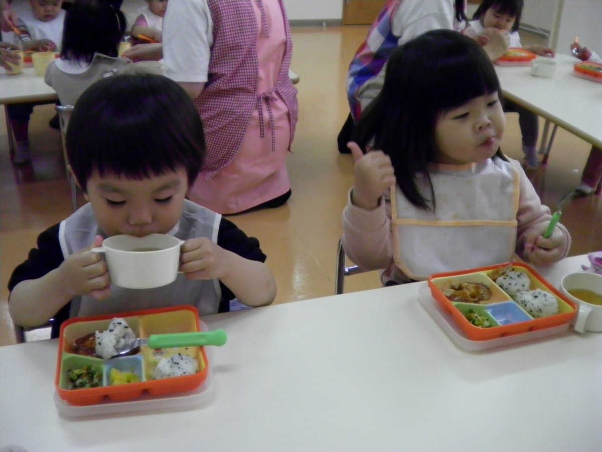 完全自園調理の給食